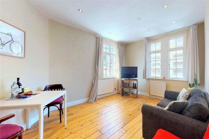 1 Bedroom Flat To Rent In Fairchild Place, Shoreditch, London, EC2A