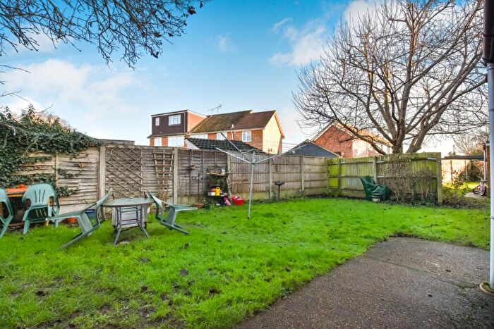 1 Bedroom Flat For Sale In Heywood Court, Heywood Way, Heybridge, CM9