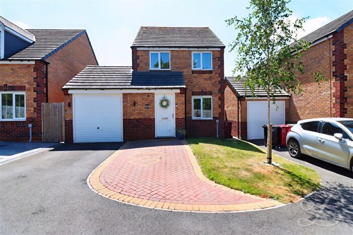 3 Bedroom Detached House For Sale In Lumbwood Court, Bolsover, Chesterfield, S44