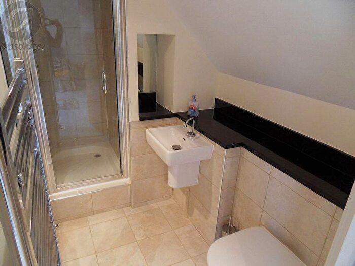 2 Bedroom Apartment To Rent In Castle Gate Development, Bedford, MK40