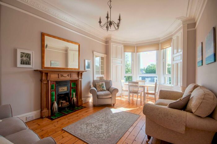 2 Bedroom Flat To Rent In Cowan Road Edinburgh United Kingdom, EH11