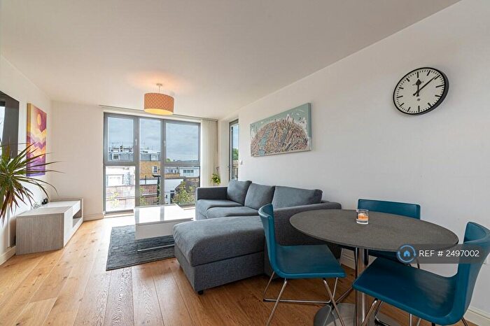 2 Bedroom Flat To Rent In Chesworth Court, London, E1