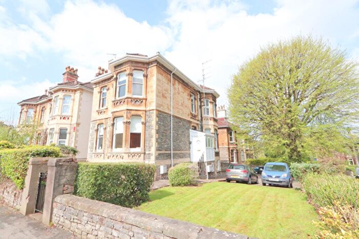2 Bedroom Flat To Rent In Ravenswood Road, Bristol, BS6