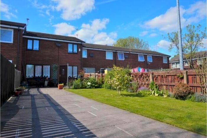 2 Bedroom Terraced House To Rent In Capella Walk, Salford, M7
