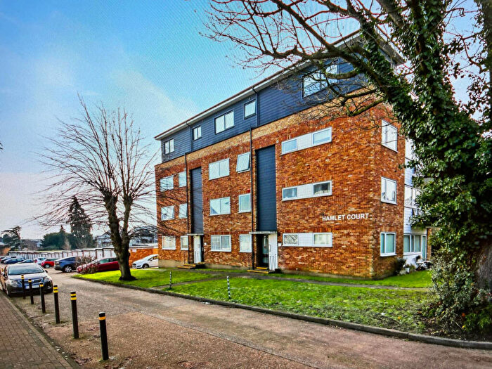 1 Bedroom Flat To Rent In Glengall Road, Woodford Green, IG8