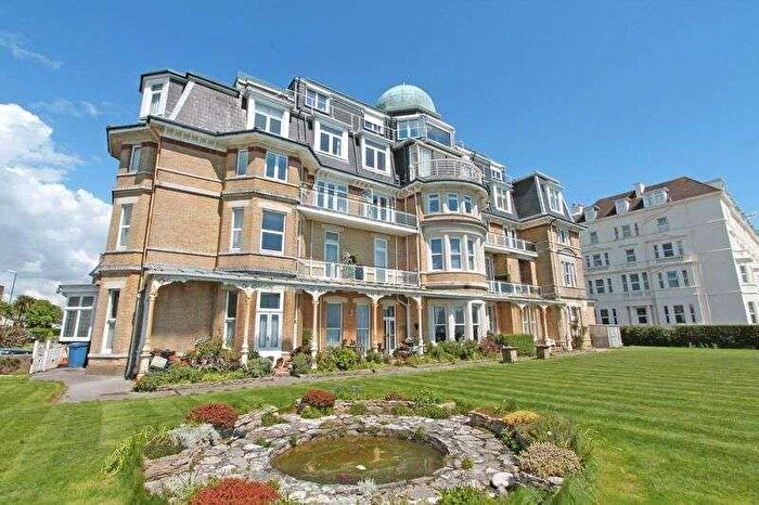 2 Bedroom Apartment For Sale In West Hill Road, West Cliff, BH2