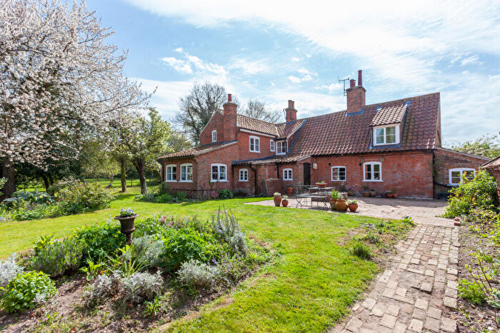 3 Bedroom Detached House For Sale In Hall Farm Lane, Beccles, NR34