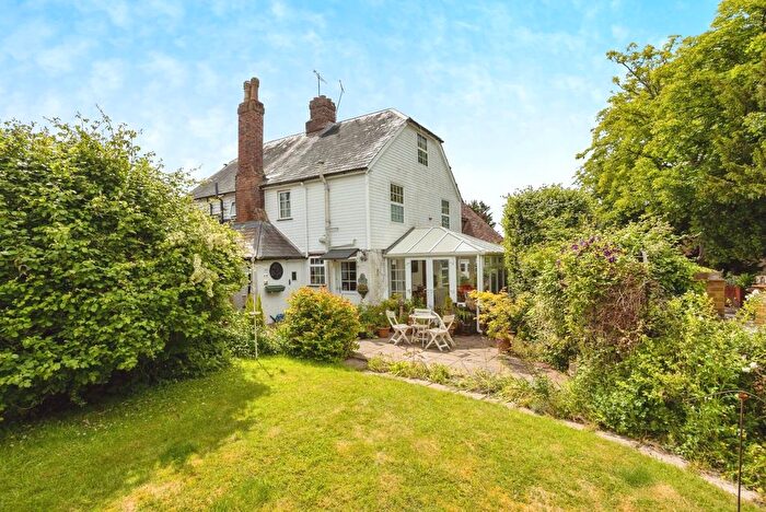 3 Bedroom Semi-Detached House For Sale In The Moor, Hawkhurst, Cranbrook, Kent, TN18