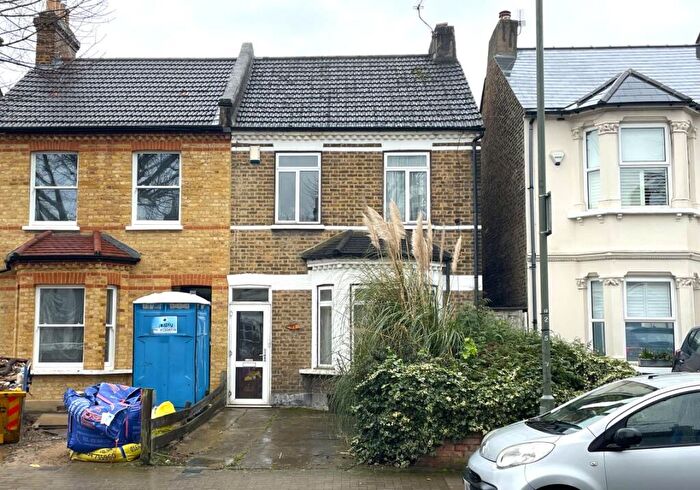 2 Bedroom Semi-Detached House For Sale In Ravenscroft Road, Beckenham, Kent, BR3