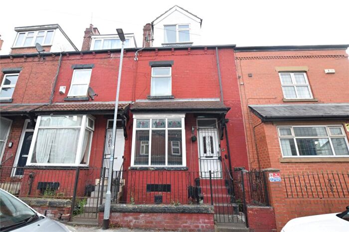 4 Bedroom Terraced House For Sale In Trafford Avenue, Leeds, West Yorkshire, LS9