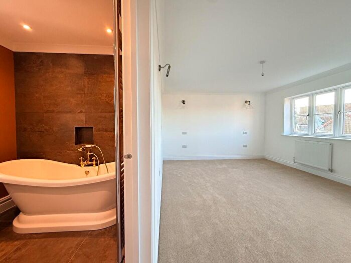 6 Bedroom Detached House For Sale In Calgary House, Taylor Drift, Harling, Norfolk, NR16