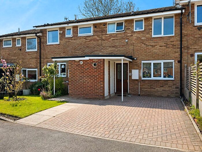 3 Bedroom Terraced House For Sale In Green Oak Avenue, Sheffield, S17