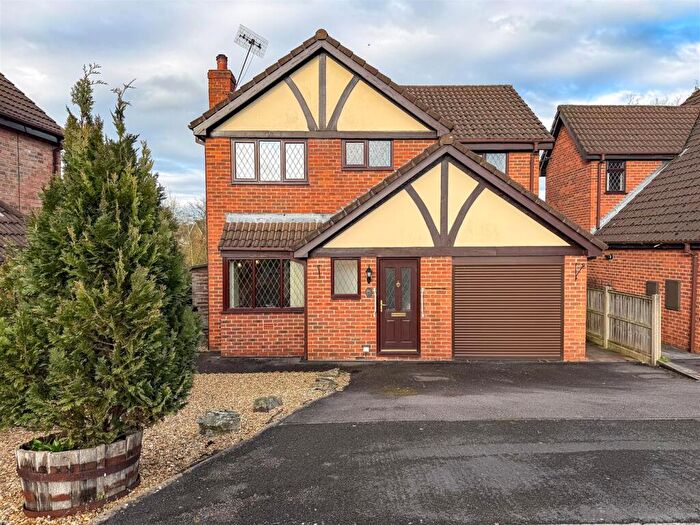 4 Bedroom Detached House For Sale In Field View, Biddulph, ST8
