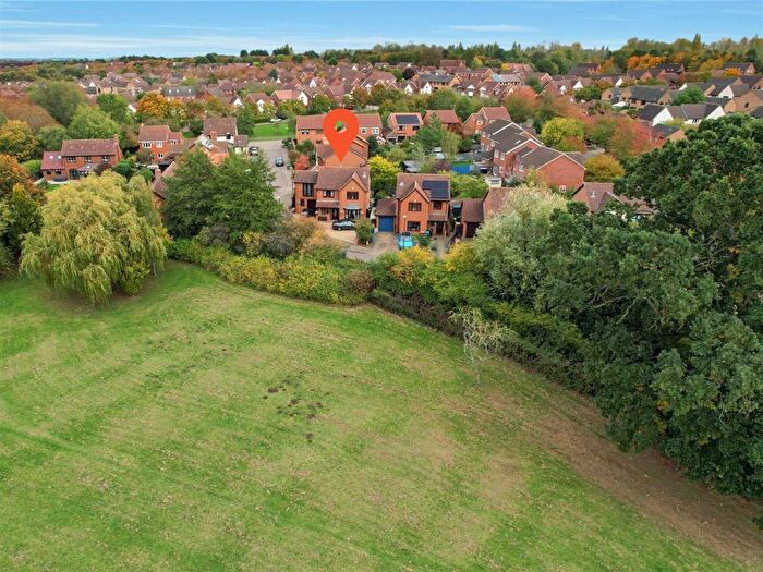 6 Bedroom Detached House For Sale In Blakeney Court, Tattenhoe, Milton Keynes, MK4