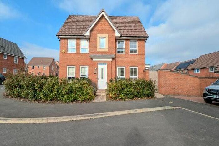 3 Bedroom Property To Rent In Whitebeam Close, Nottingham, NG12