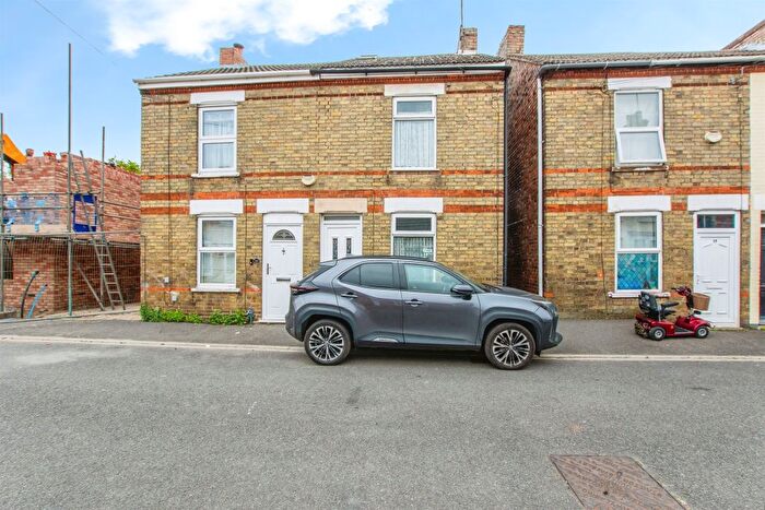 3 Bedroom Semi-Detached House For Sale In Prince Street, Wisbech, PE13