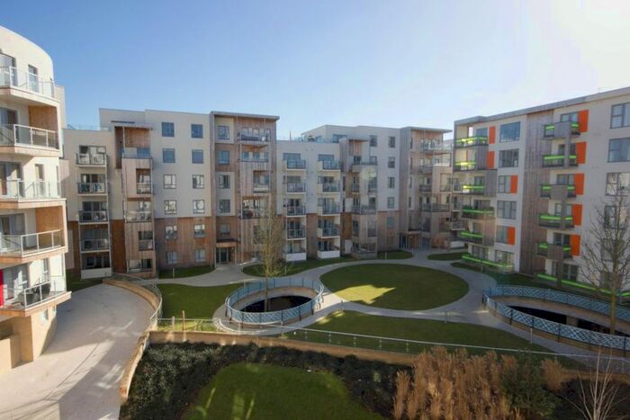 2 Bedroom Flat To Rent In Glenalmond Avenue, Cambridge, CB2