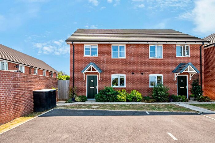 3 Bedroom Semi-Detached House For Sale In Odette Avenue, Wellington, TA21