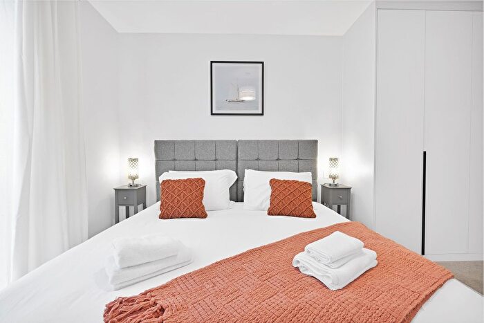 1 Bedroom Flat To Rent In Essoldo Close, Harrow, HA3