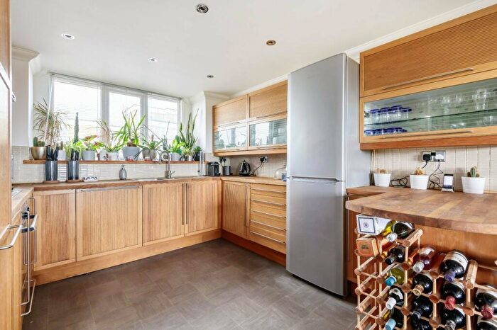 3 Bedroom End Of Terrace House For Sale In Brighton Road, Lancing, West Sussex, BN15