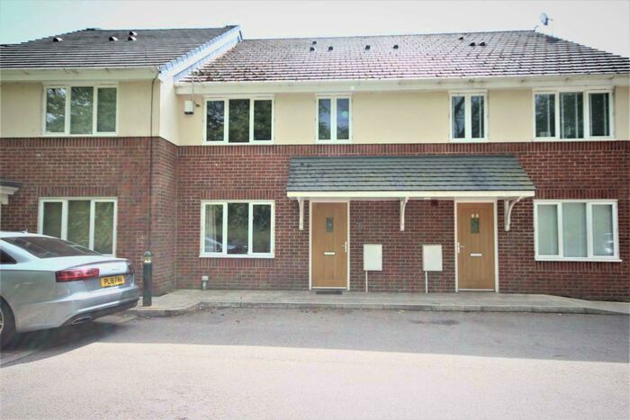 2 Bedroom Town House To Rent In Clarendon Gardens, Bromley Cross, Bolton, Lancs, ., BL7