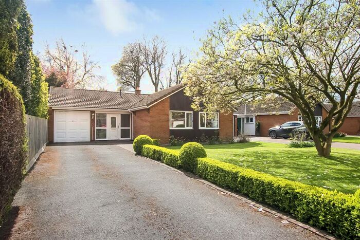 2 Bedroom Detached Bungalow To Rent In Friars Pardon, Hurworth, Darlington, DL2