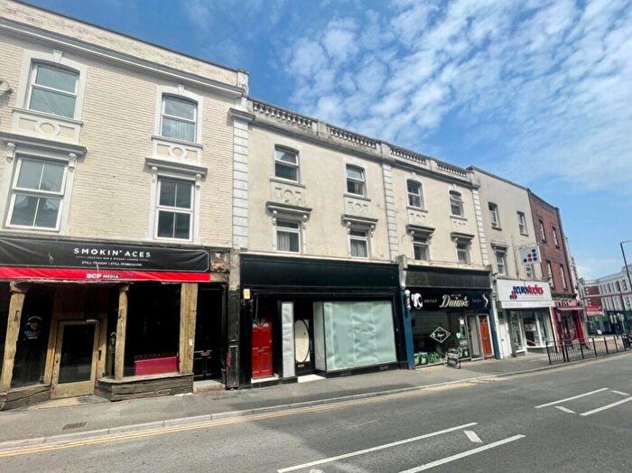 2 Bedroom Flat To Rent In Commercial Road, Bournemouth-, P04