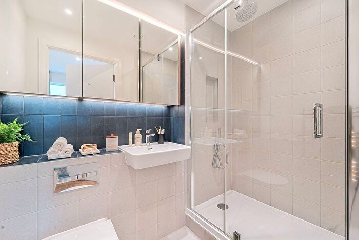 2 Bedroom Flat To Rent In Uncle Colindale, Colindale, London, NW9