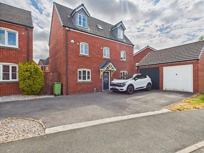 5 Bedroom Detached House For Sale In Chatsworthfold, Ince, Wigan, WN3