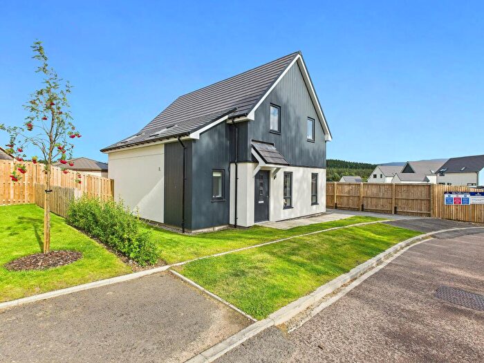 3 Bedroom Detached House For Sale In Lairig Ghru View, Aviemore, PH22