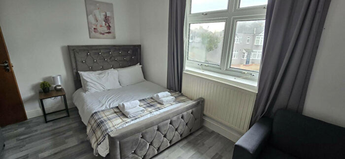 Studio To Rent In Aldborough Road South, Ilford, Essex, IG3