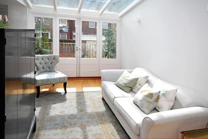 5 Bedroom Property To Rent In Cliveden Place, Belgravia, SW1W