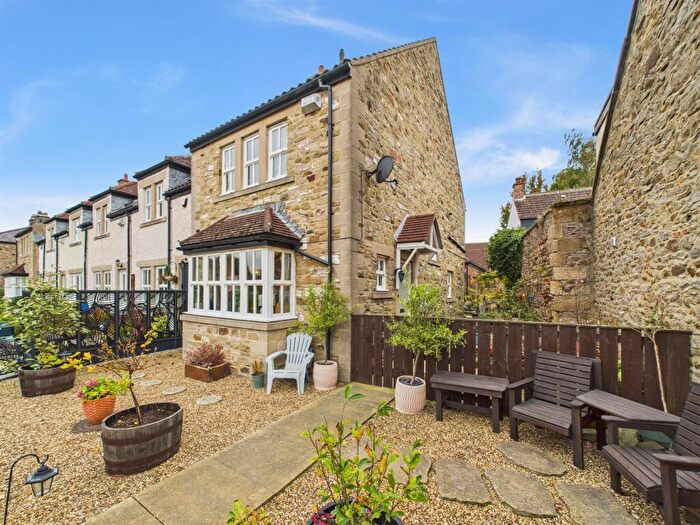 3 Bedroom Terraced House For Sale In Wells Green, Barton, Richmond, DL10