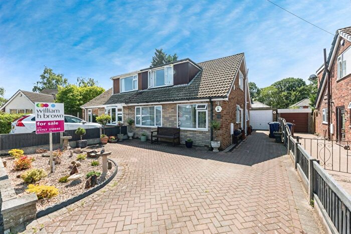 4 Bedroom Semi-Detached House For Sale In Broadacres, Carlton, Goole, DN14