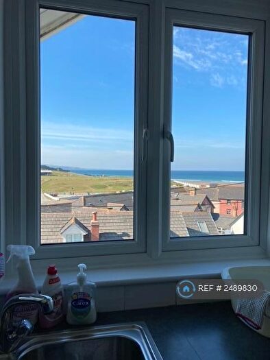 2 Bedroom Flat To Rent In Maer Down Rd, Bude, EX23