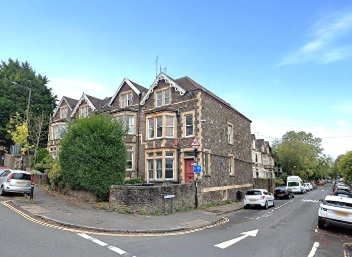 2 Bedroom Apartment For Sale In Hampton Road, Bristol, BS6