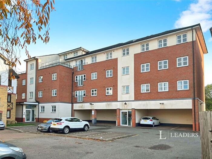 2 Bedroom Flat To Rent In Riverview House, Peterborough, Cambridgeshire, PE1