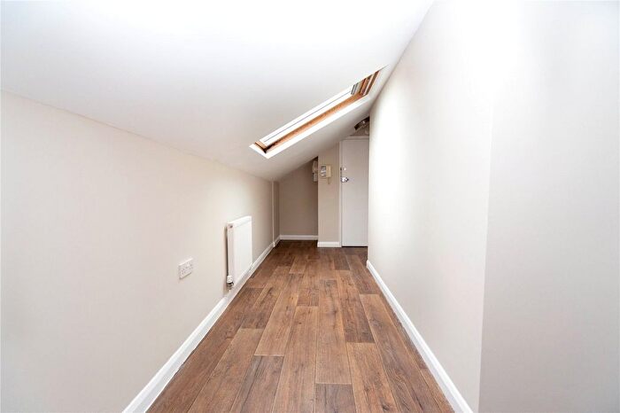 1 Bedroom Flat To Rent In Cwrt Soffia, Cathedral Road, Pontcanna, Cardiff, CF11