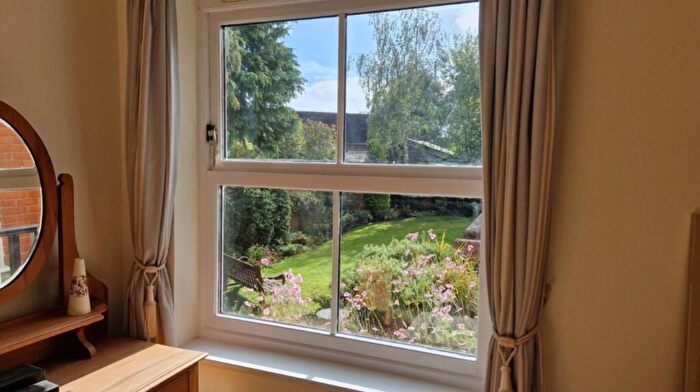 1 Bedroom Flat For Sale In Flat, The Ambassador, London Road, Sunningdale, SL5