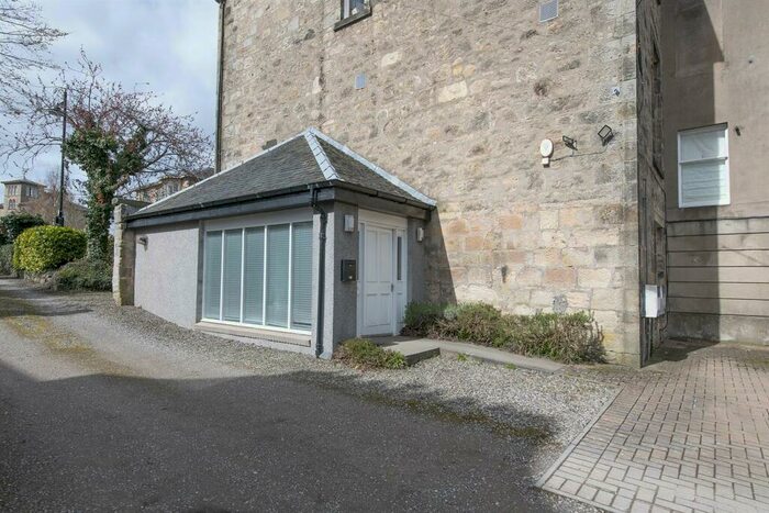 2 Bedroom Apartment To Rent In A Gladstone Place, Stirling, FK8