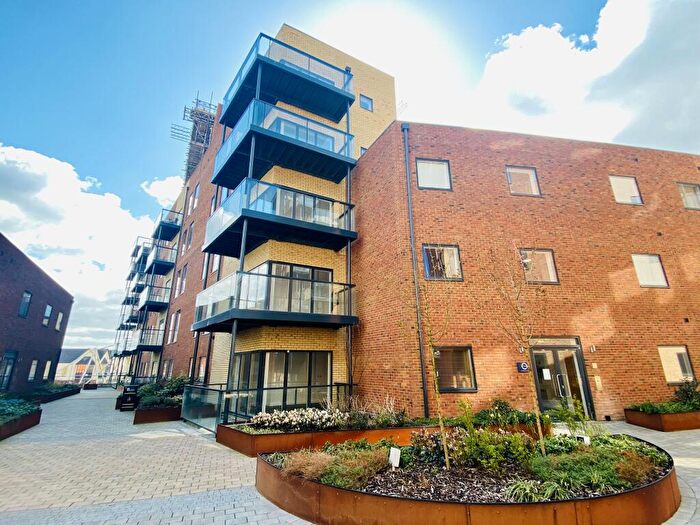 2 Bedroom Apartment To Rent In Lords Gardens, NR1