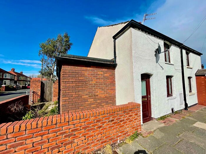 2 Bedroom Cottage To Rent In Pedders Lane, Blackpool, FY4