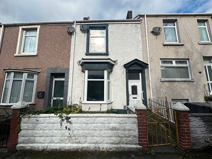 2 Bedroom Terraced House To Rent In St. Helens Avenue, Swansea, SA1