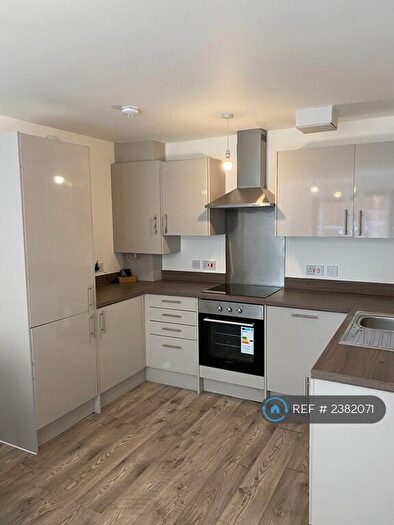 2 Bedroom Flat To Rent In Homa House, Stockport, SK1