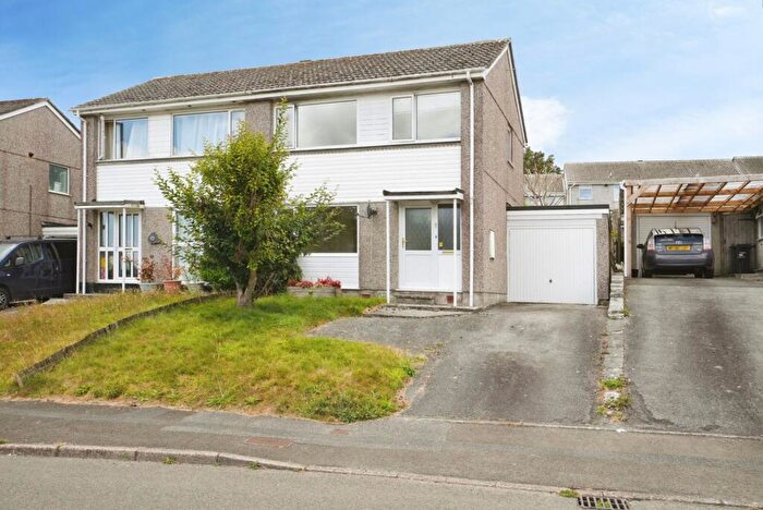 3 Bedroom Semi Detached House For Sale In Dennis Road, Liskeard, Cornwall, PL14