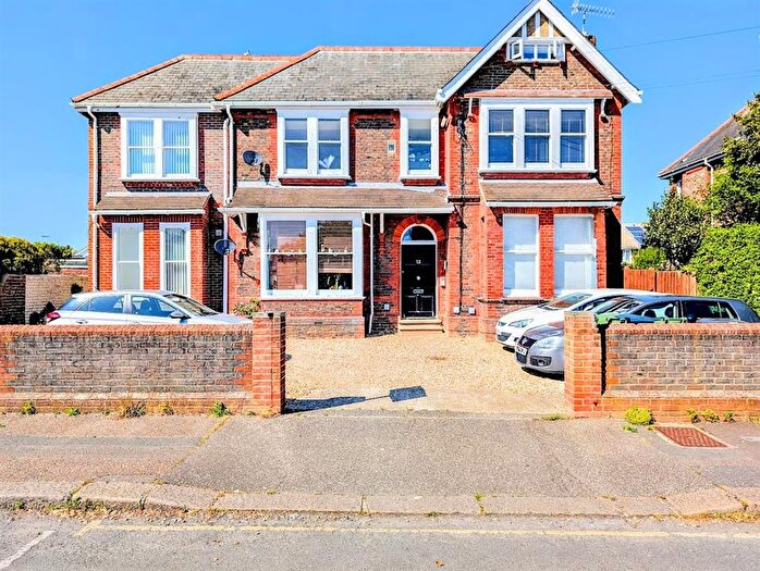 1 Bedroom Flat To Rent In Langton Road, Worthing, BN14