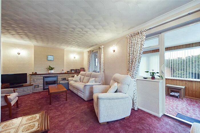 3 Bedroom Semi-Detached House For Sale In Warborough Avenue, Tilehurst, Reading, Berkshire, RG31