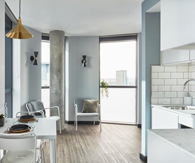 1 Bedroom Apartment To Rent In Ark Canary Wharf, Crossharbour Plaza, London, E14