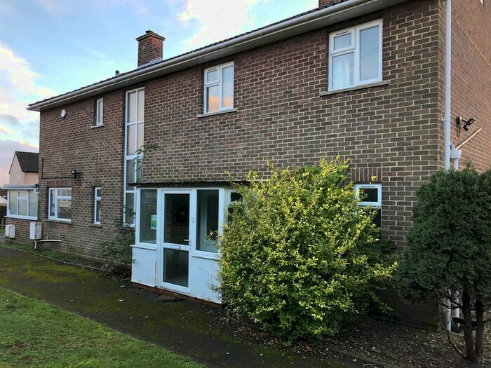 4 Bedroom Detached House To Rent In Bremhill Close, Penhill, Swindon SN2