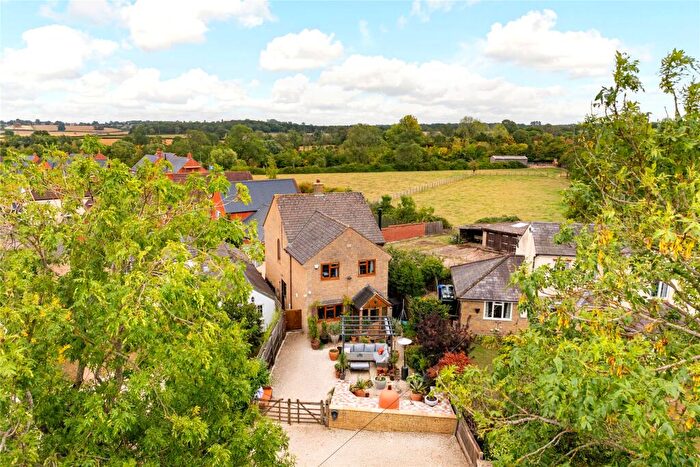 3 Bedroom Detached House For Sale In Towcester Road, Silverstone, Towcester, Northamptonshire, NN12
